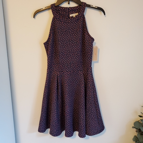 Copper Key Halter Dress - Picture 2 of 7